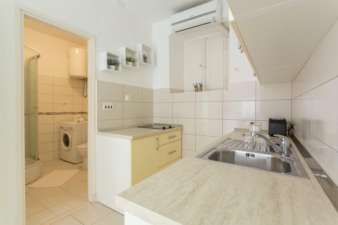 Apartments Mara ดูบรอฟนิก ภายนอก รูปภาพ